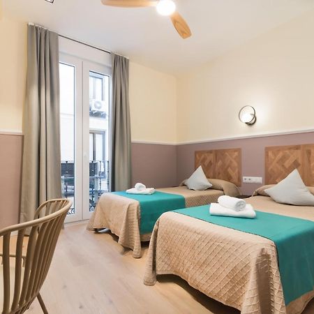 Hostal Evoke Madrid Exterior photo