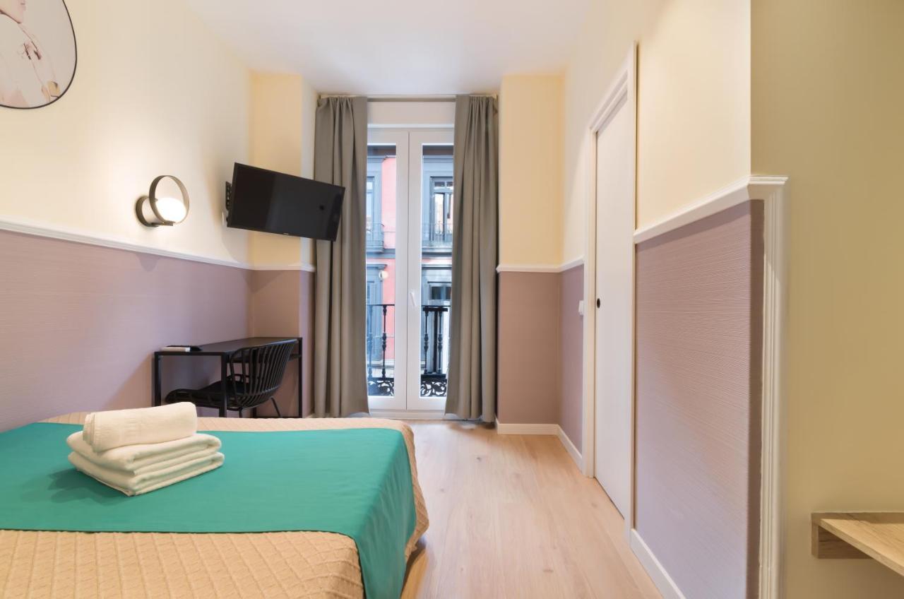 Hostal Evoke Madrid Exterior photo