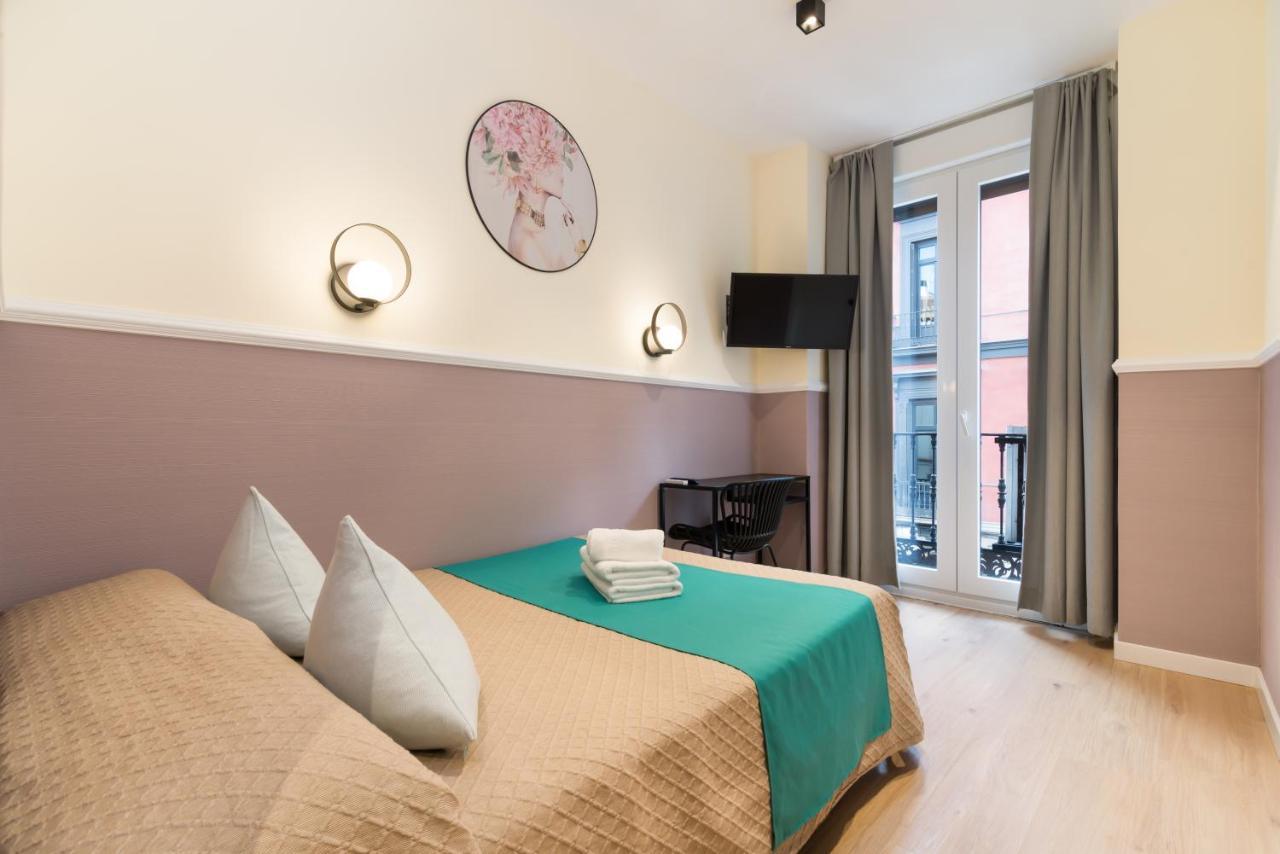 Hostal Evoke Madrid Exterior photo