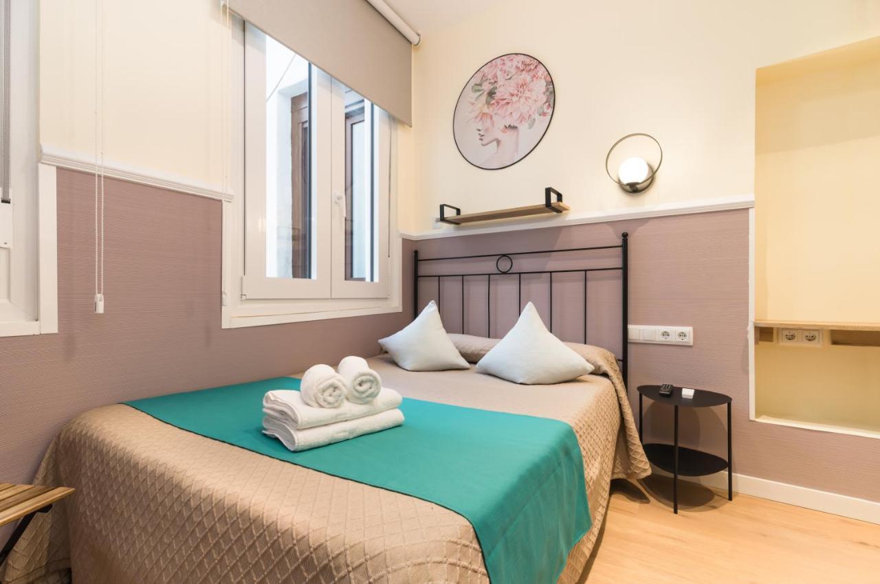 Hostal Evoke Madrid Exterior photo