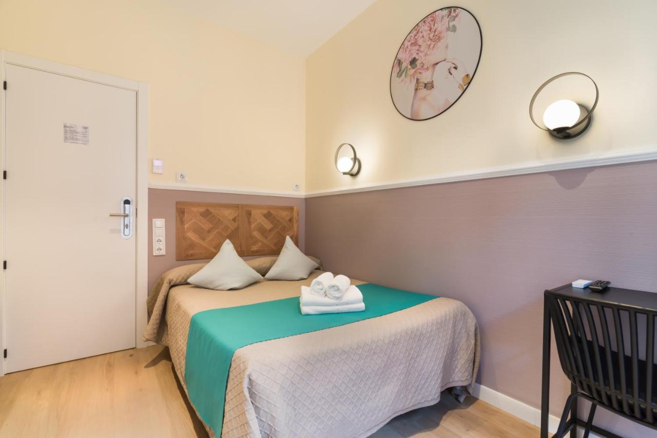 Hostal Evoke Madrid Exterior photo