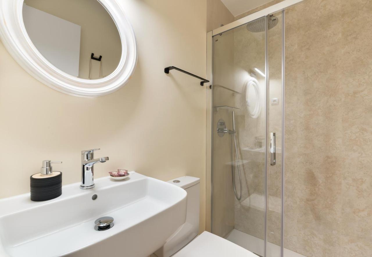 Hostal Evoke Madrid Exterior photo